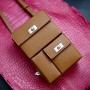 Kelly Multipocket Pouch Gold