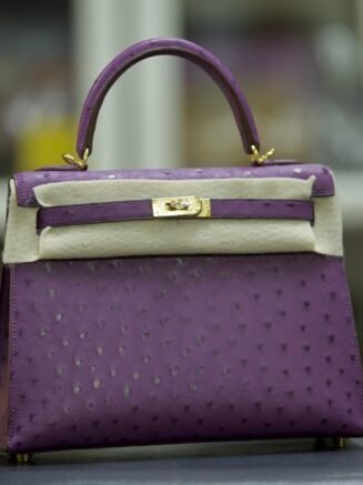 Kelly 28 Ostrich Violine Palladium